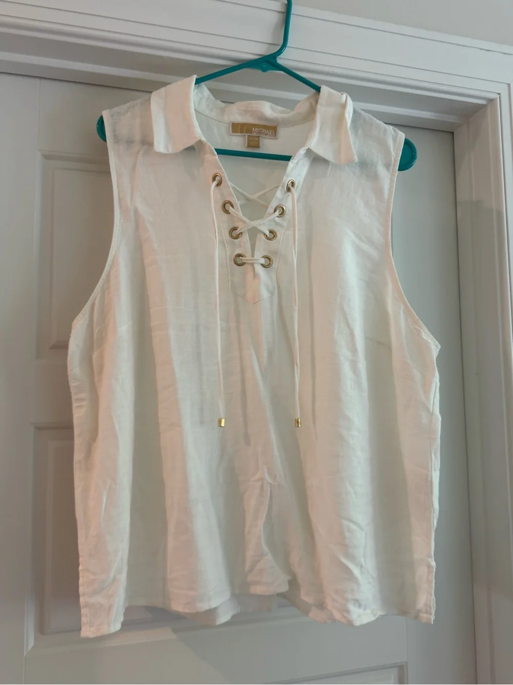Michael Kors White Lace-Up Collar Sleeveless Top